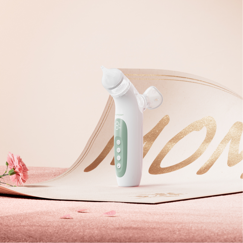 Aspirateur nasal électrique Momcozy 2-en-1 – Mouche-bébé avec spray et aspiration